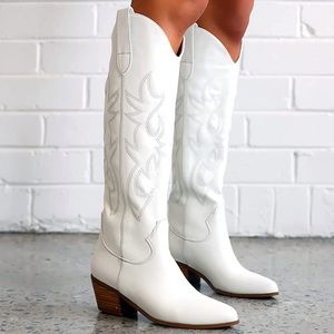 NWT Knee High White Cowboy Boot Size 6
